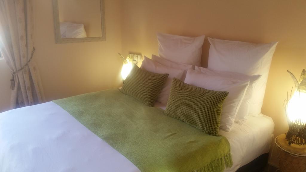 African Phoenix Guest Lodge Johannesburg Ngoại thất bức ảnh