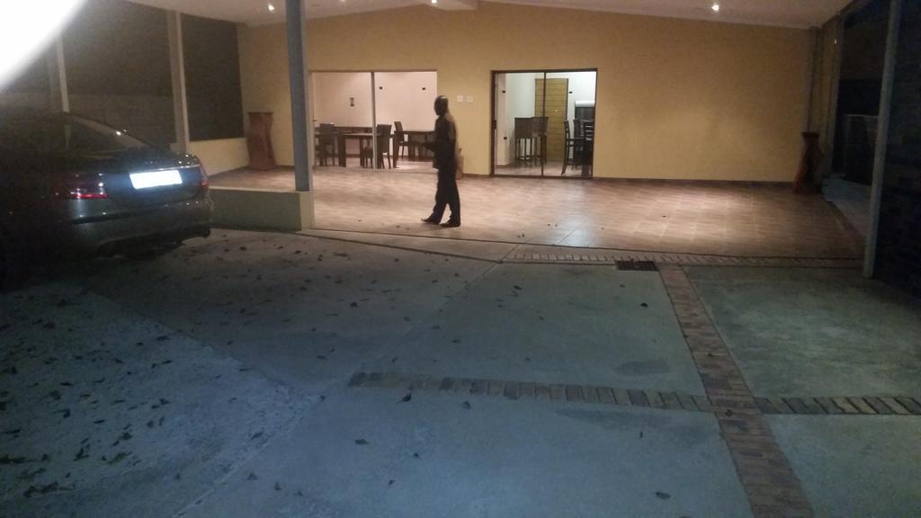 African Phoenix Guest Lodge Johannesburg Ngoại thất bức ảnh