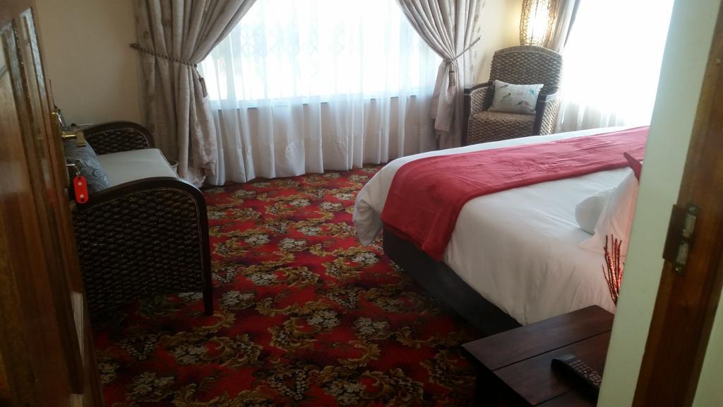 African Phoenix Guest Lodge Johannesburg Ngoại thất bức ảnh